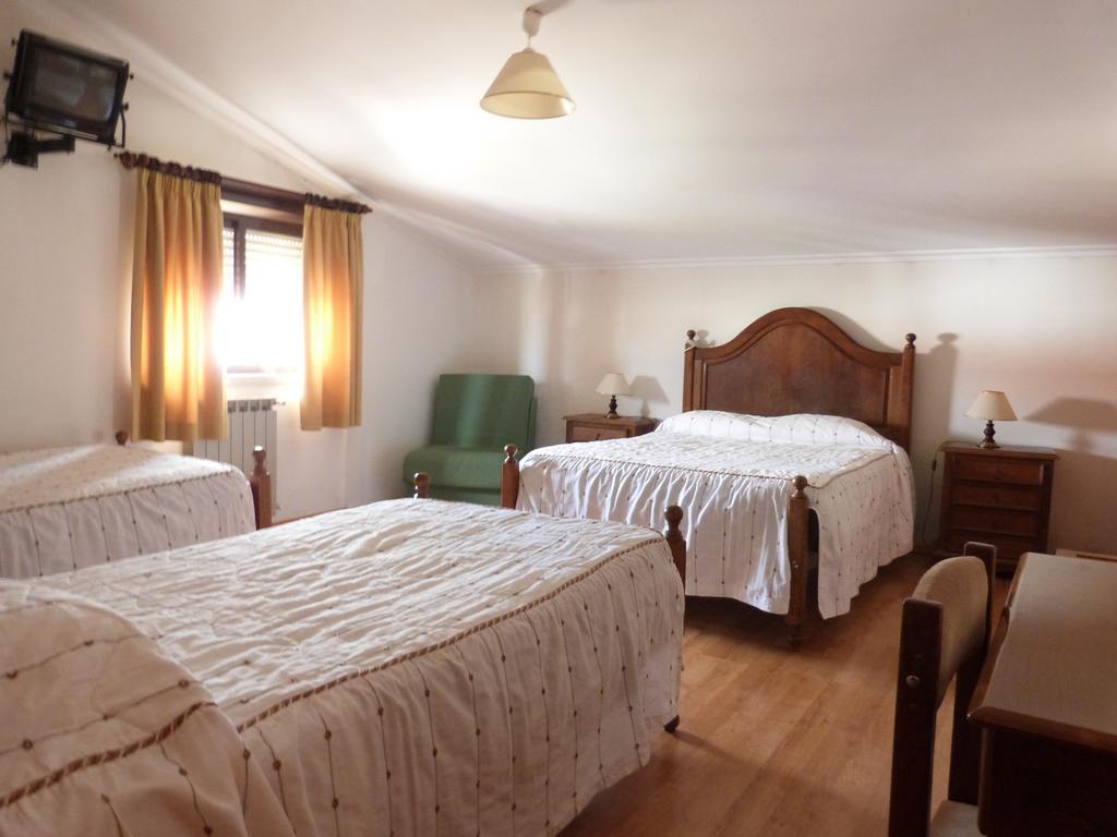 Alojamento Local Dom Dinis Hotel Trancoso Habitación foto